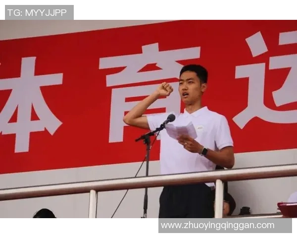 青岛大学足球队奋勇拼搏展现青春风采助力校园文化建设与体育发展